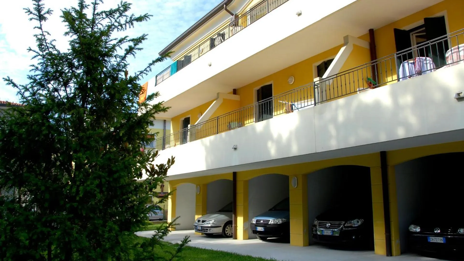 Recharge In Our Relaxing Flat - Beahost Apartment Bibione